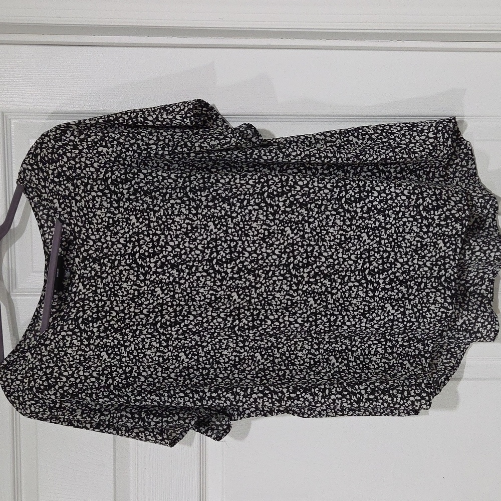 Floral Black and White Women's Top